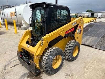 Caterpillar 236D3 Skid Steer
