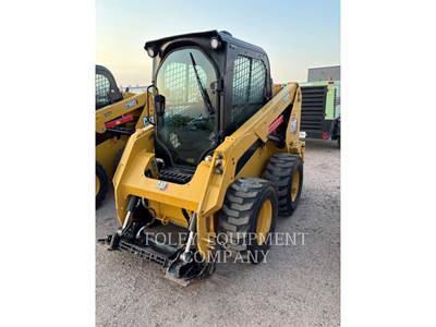Caterpillar 236D3 Skid Steer
