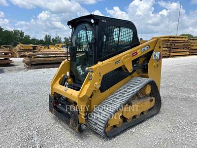 Caterpillar 239D3 Compact Track Loader