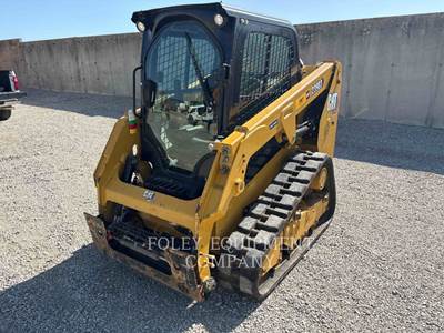 Caterpillar 239D3 Skid Steer