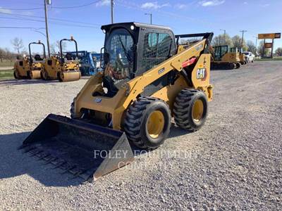 Caterpillar 272D3 Mini Skid Steer