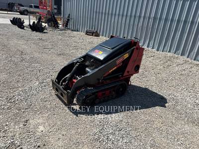 Toro TX427 Mini Skid Steer