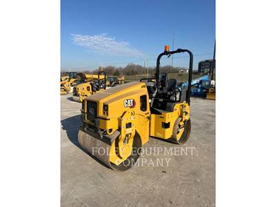 Caterpillar CB4.0-03 Smooth Drum Roller Compactor