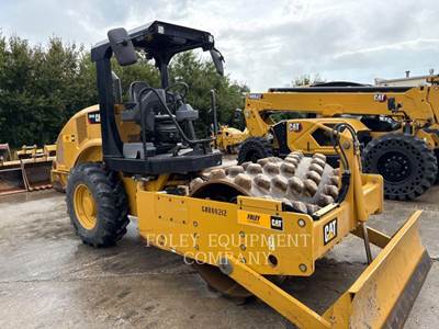 Caterpillar CP44BO Smooth Drum Roller Compactor
