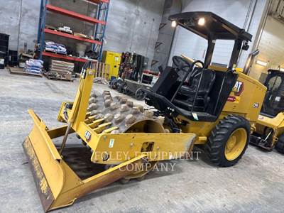 Caterpillar CP5-03 Smooth Drum Roller Compactor