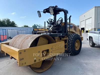 Caterpillar CS54BO Smooth Drum Roller Compactor