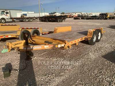 Towmaster T-12DT Trailer