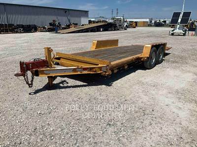 Towmaster T-12DT Trailer