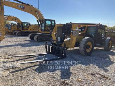 Caterpillar TL1055DC Telehandler