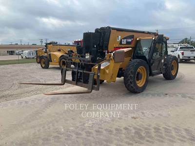 Caterpillar TL1055D Telehandler