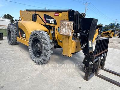 Caterpillar TL1055D Telehandler