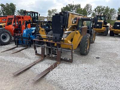 Caterpillar TL1055D Telehandler