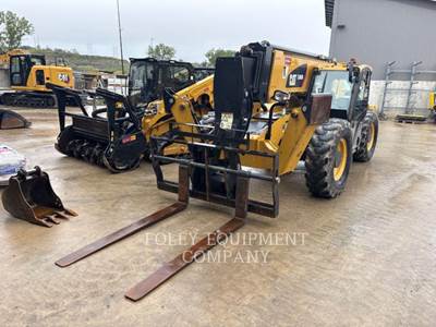 Caterpillar TL1055D Telehandler
