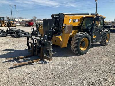 Caterpillar TL1255 Telehandler