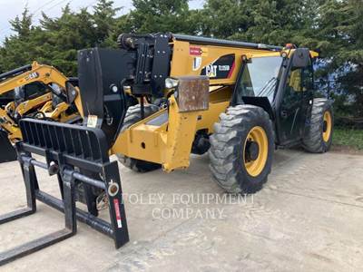Caterpillar TL1255DC Telehandler