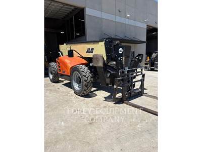 JLG 1055C Telehandler
