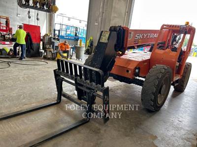 SkyTrak 6042O Telehandler