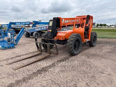 SkyTrak 8042O Telehandler