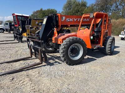 SkyTrak 8042O Telehandler