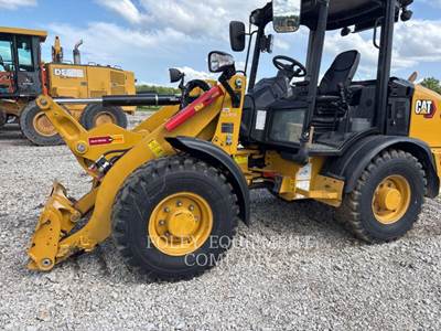 Caterpillar 906 Wheel Loader