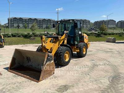 Caterpillar 906M Wheel Loader