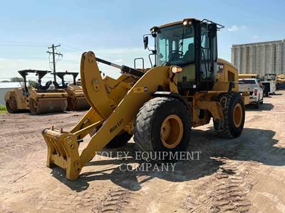 Caterpillar 926M Wheel Loader