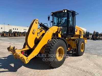 Caterpillar 930M Large Wheel Loader