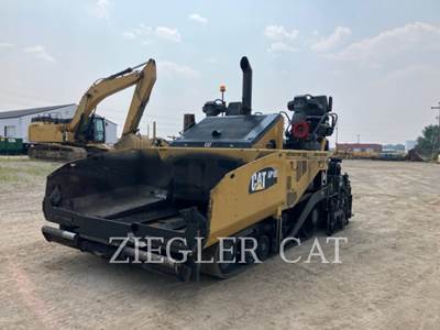 Caterpillar AP-1055F Asphalt Paver
