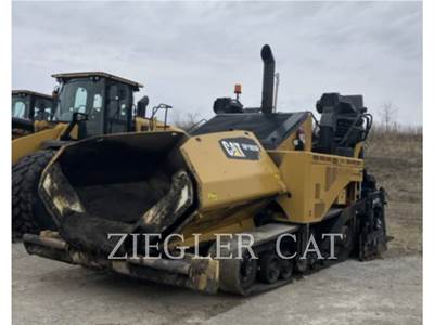 Caterpillar AP-1055F Asphalt Paver