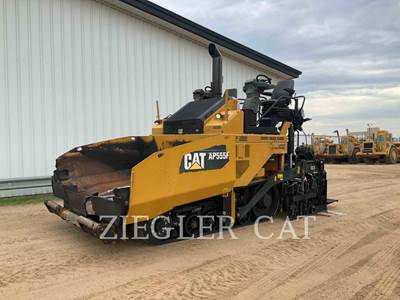 Caterpillar AP-555F Asphalt Paver