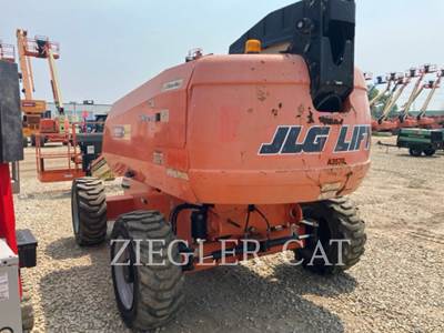 JLG 600S Boom Lift