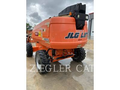 JLG 660SJ Boom Lift