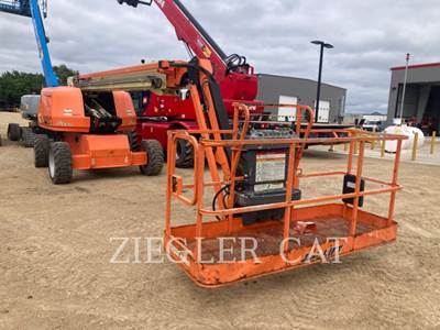 JLG 660SJ Boom Lift