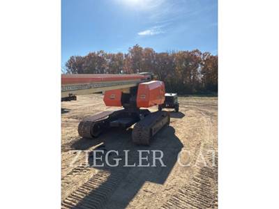 JLG 660SJC Boom Lift