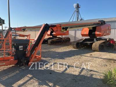 JLG 660SJC Boom Lift