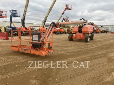 JLG 860SJ Boom Lift