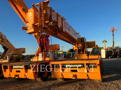 Broderson IC200-3H Crane