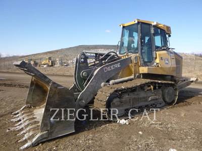 John Deere 755K Crawler Loader