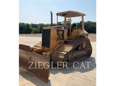 Caterpillar D5M LGP Dozer