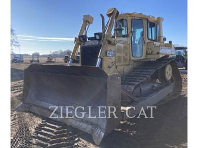 Caterpillar D6H Dozer