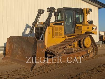 Caterpillar D6T Dozer