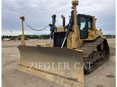 Caterpillar D6T Dozer