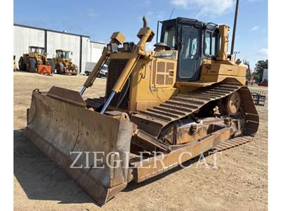Caterpillar D6T Dozer