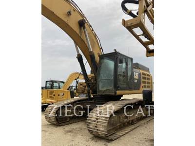 Caterpillar 352F Excavator