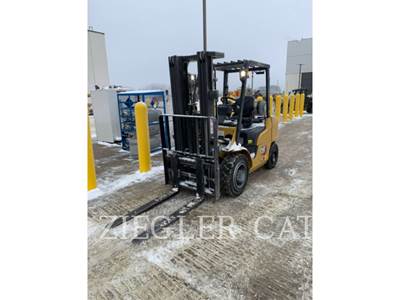 Caterpillar GP30N5 Forklift