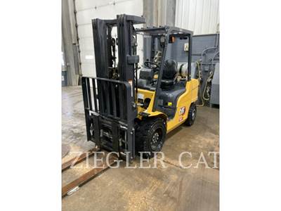Caterpillar GP30N5 Forklift