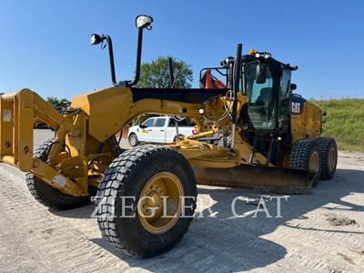 Caterpillar 12M2 Motor Grader