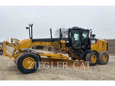 Caterpillar 12M2 Motor Grader