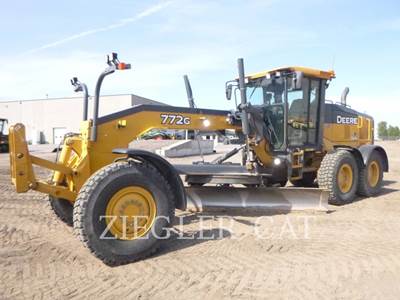 John Deere 772 G Motor Grader