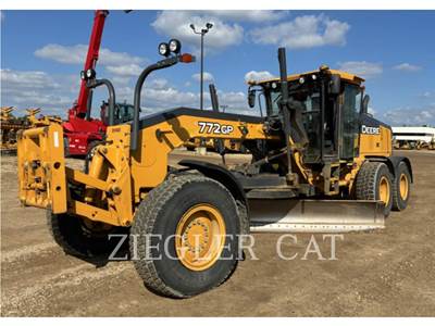 John Deere 772GP Motor Grader